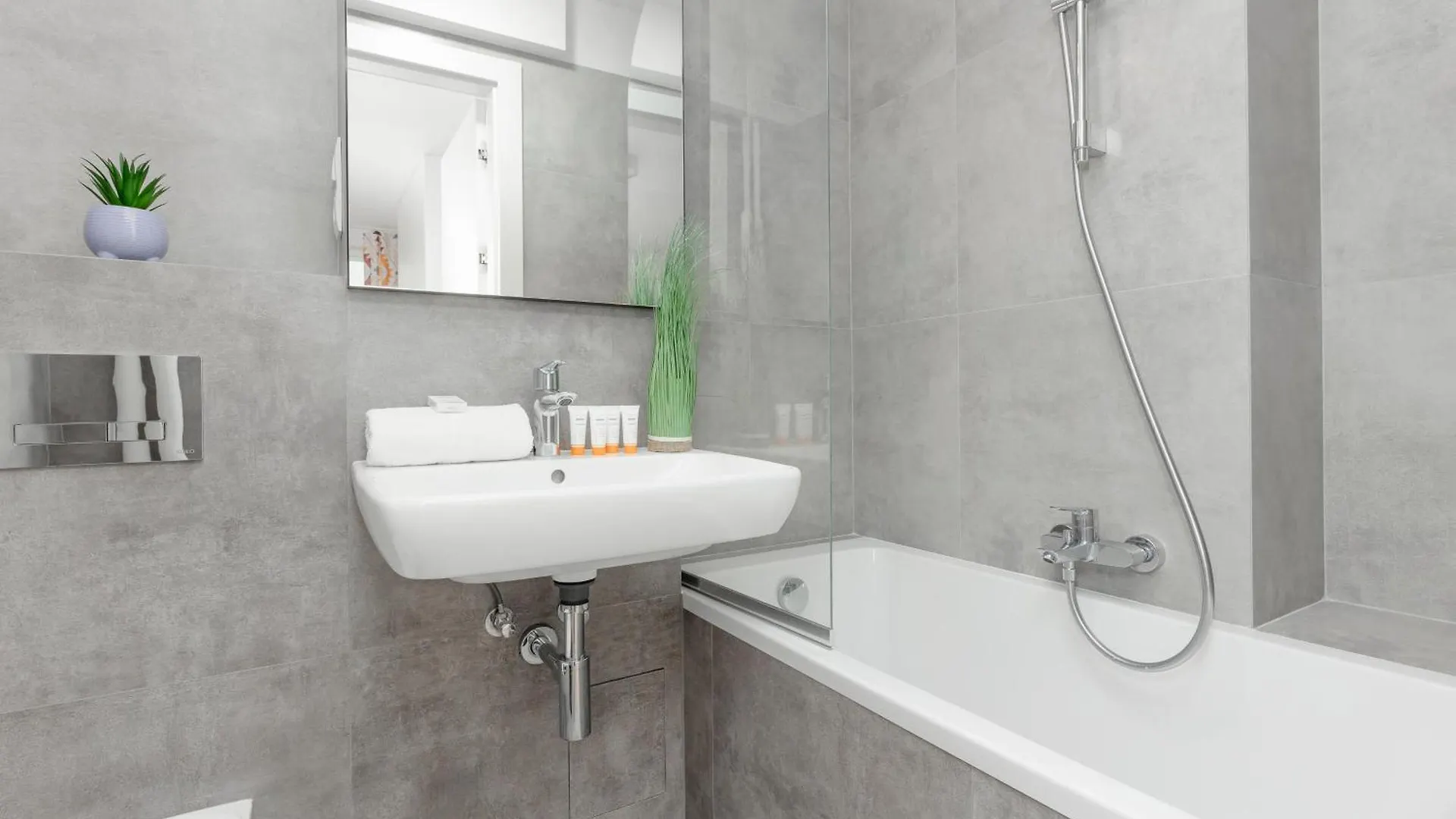 Studio On The 15Th Floor With A View Of The Warsaw Panorama By Noclegi Renters Apartment